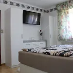 Hoebart Lägenhet *