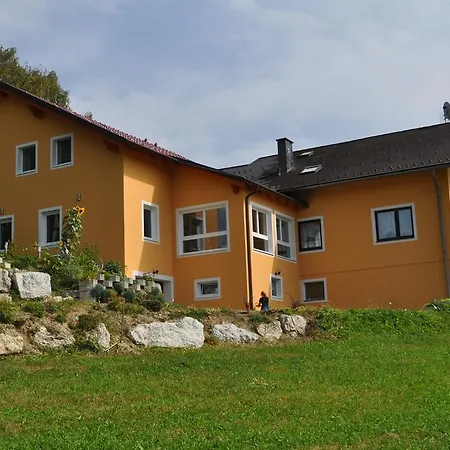 Höbart Apartment